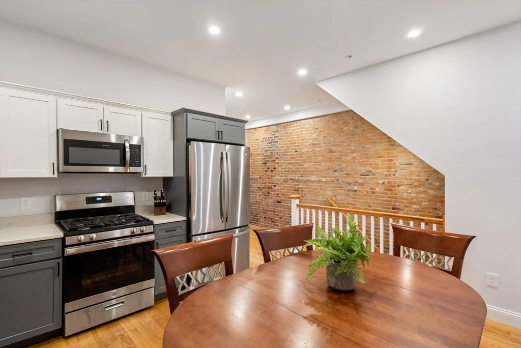 5 bed, 2 bath apartment for rent at 277 West Fifth St Unit 1, South Boston — photo 1 of 28