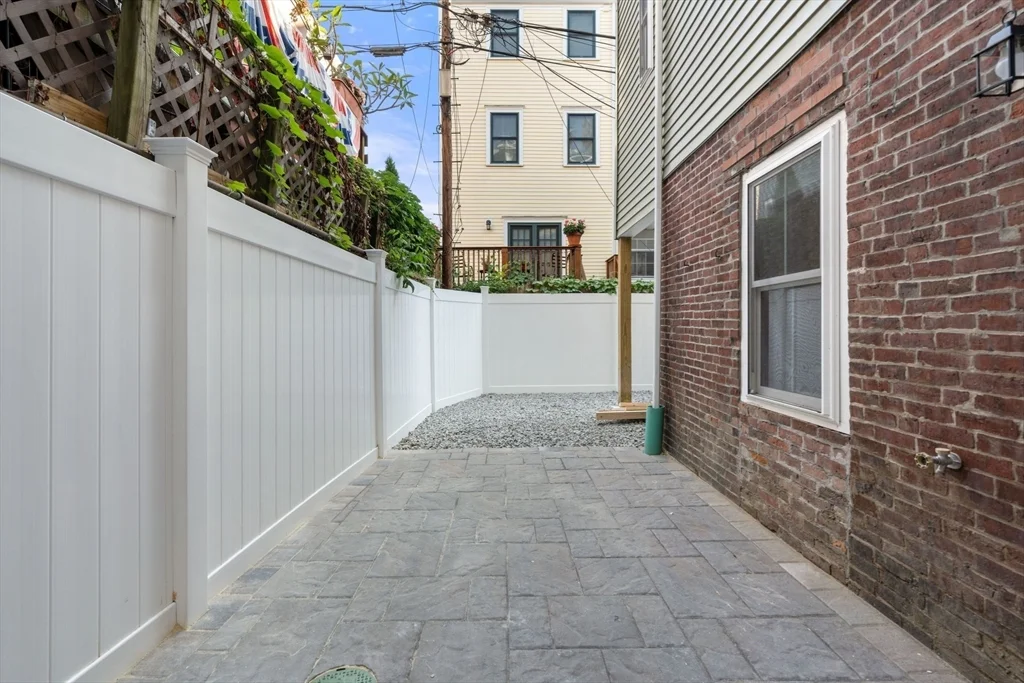 5 bed, 2 bath apartment for rent at 277 West Fifth St Unit 1, South Boston — photo 21 of 28