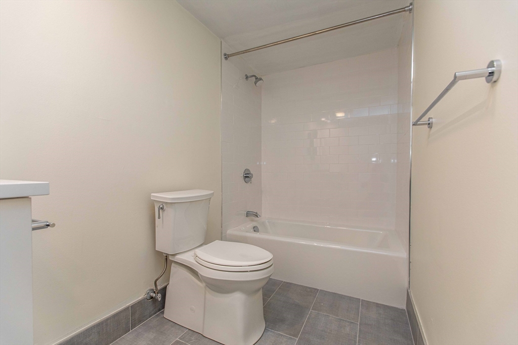 2 bed, 1 bath apartment for rent at 278 Beacon Unit 36, Somerville — photo 9 of 12