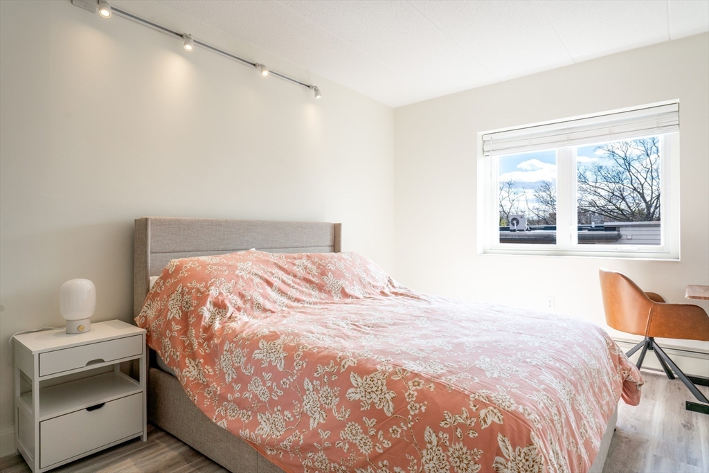2 bed, 1 bath apartment for rent at 278 Beacon Unit 36, Somerville — photo 6 of 12