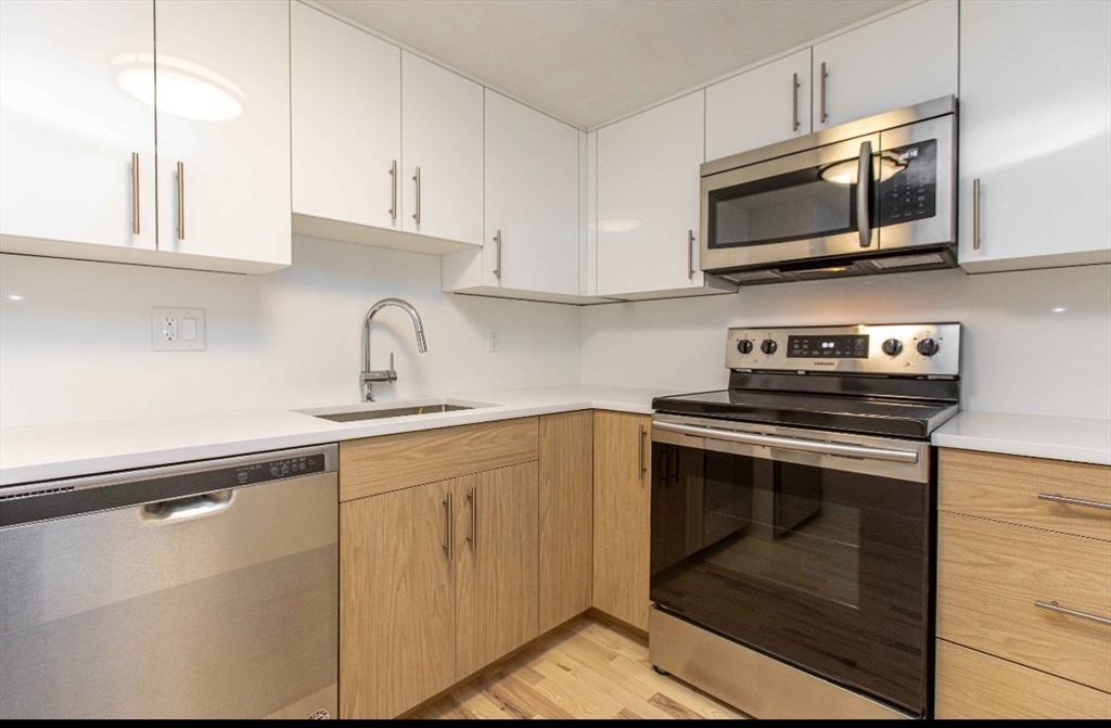 1 bed, 1 bath apartment for rent at 278 Beacon Unit 45, Somerville — photo 1 of 9