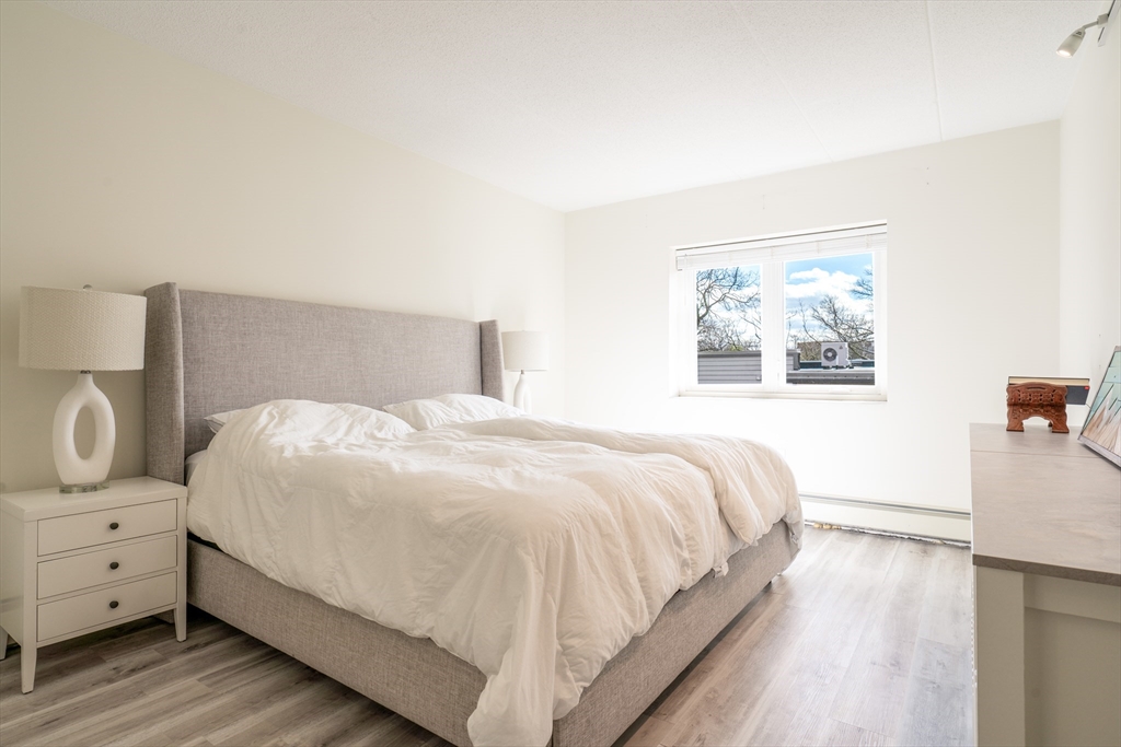 2 bed, 1 bath apartment for rent at 278 Beacon Unit 66, Somerville — photo 4 of 8
