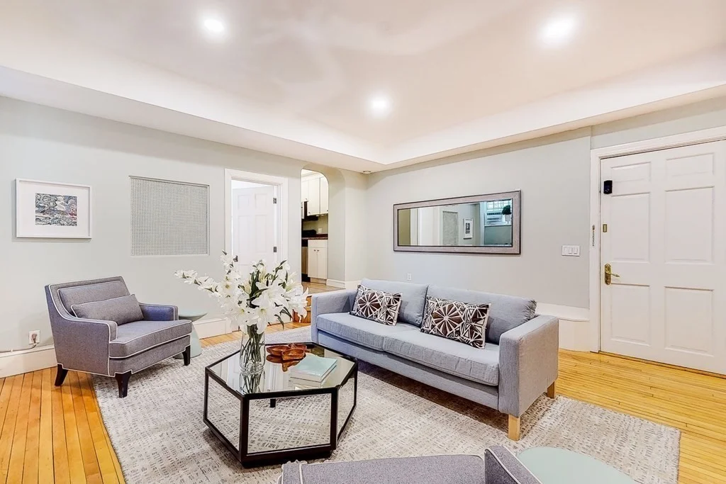 1 bed, 1 bath apartment for rent at 278 Clarendon St Unit 1, Back Bay — photo 1 of 13