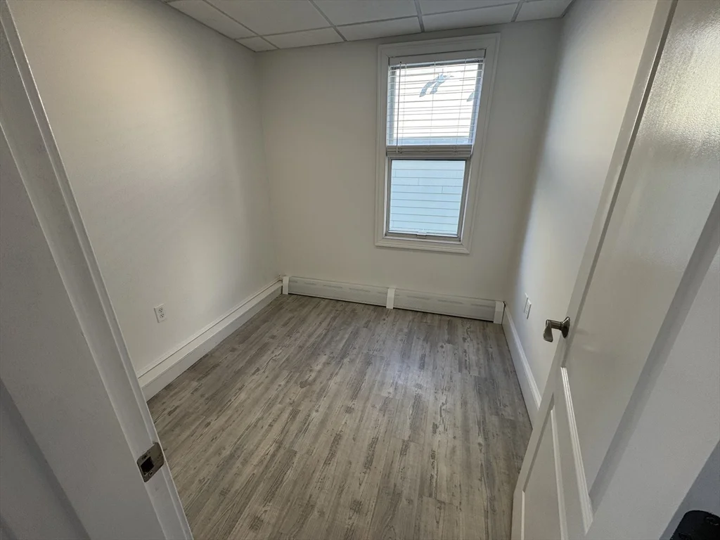 3 bed, 1 bath apartment for rent at 278 E Eagle Unit 3, East Boston — photo 8 of 12