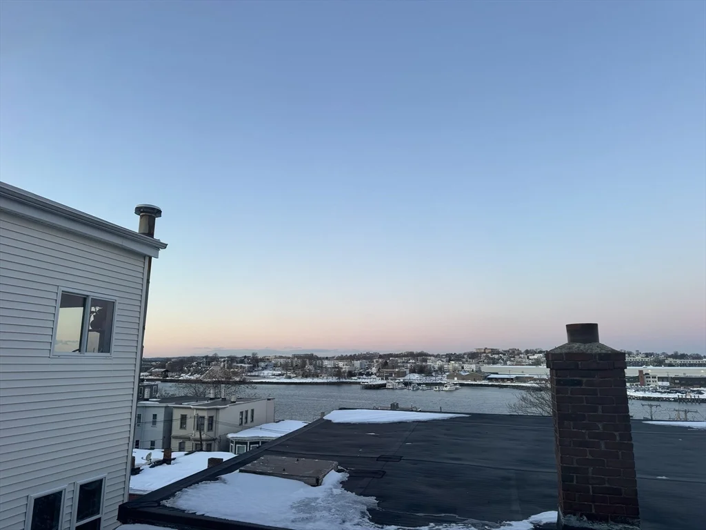 3 bed, 1 bath apartment for rent at 278 E Eagle Unit 3, East Boston — photo 12 of 12