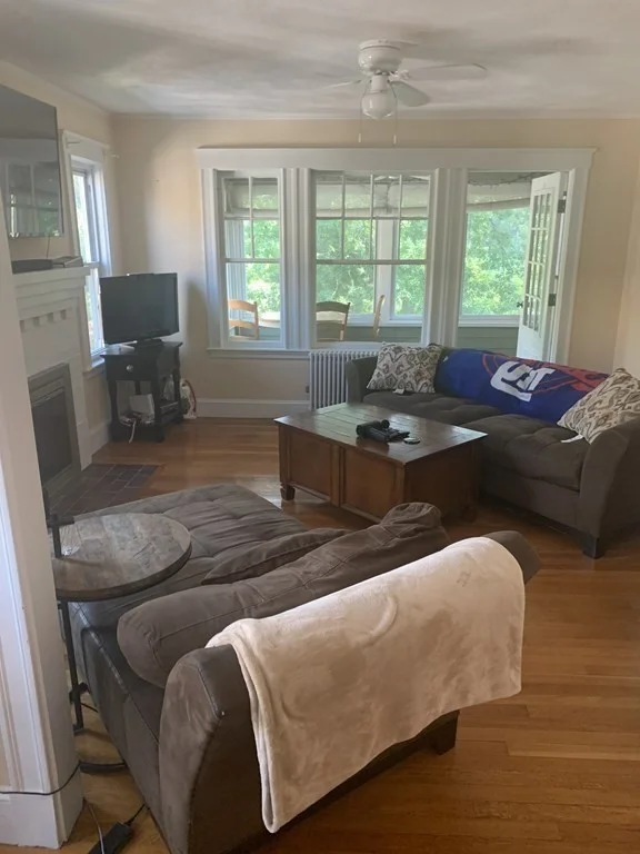 3 bed, 1 bath apartment for rent at 278 Furnace Brook Pkwy Unit 2, Quincy — photo 6 of 19