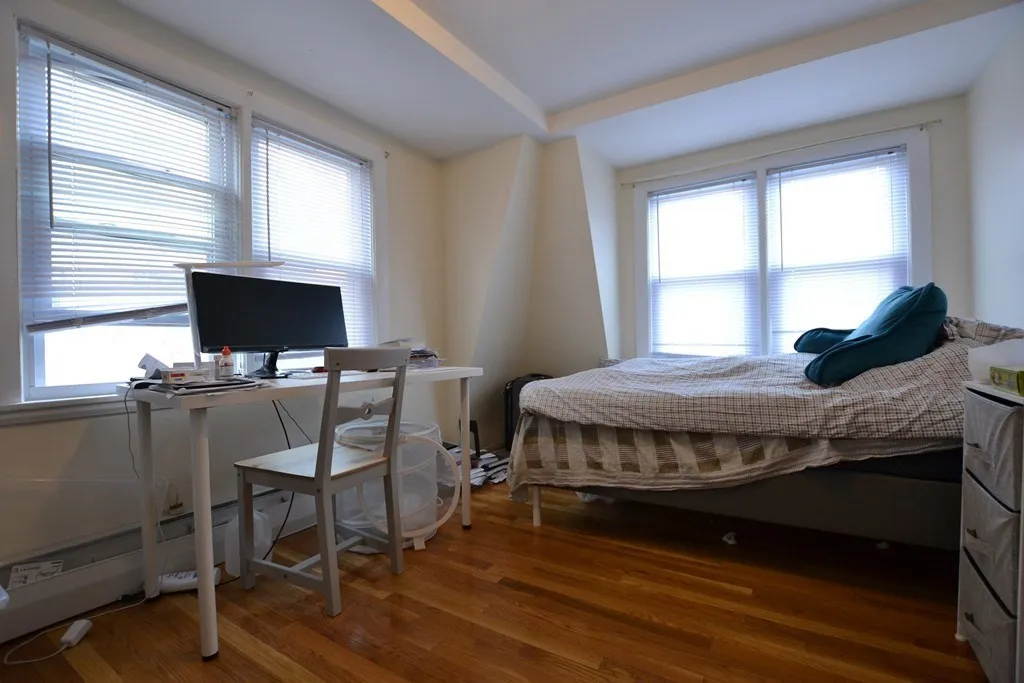 2 bed, 1 bath apartment for rent at 278 Harvard St Unit 10, Mid-Cambridge — photo 5 of 21