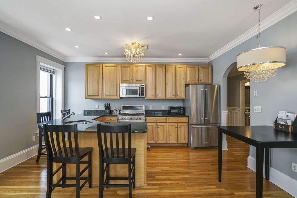3 bed, 2 bath apartment for rent at 278 K St Unit 1, South Boston — photo 8 of 21
