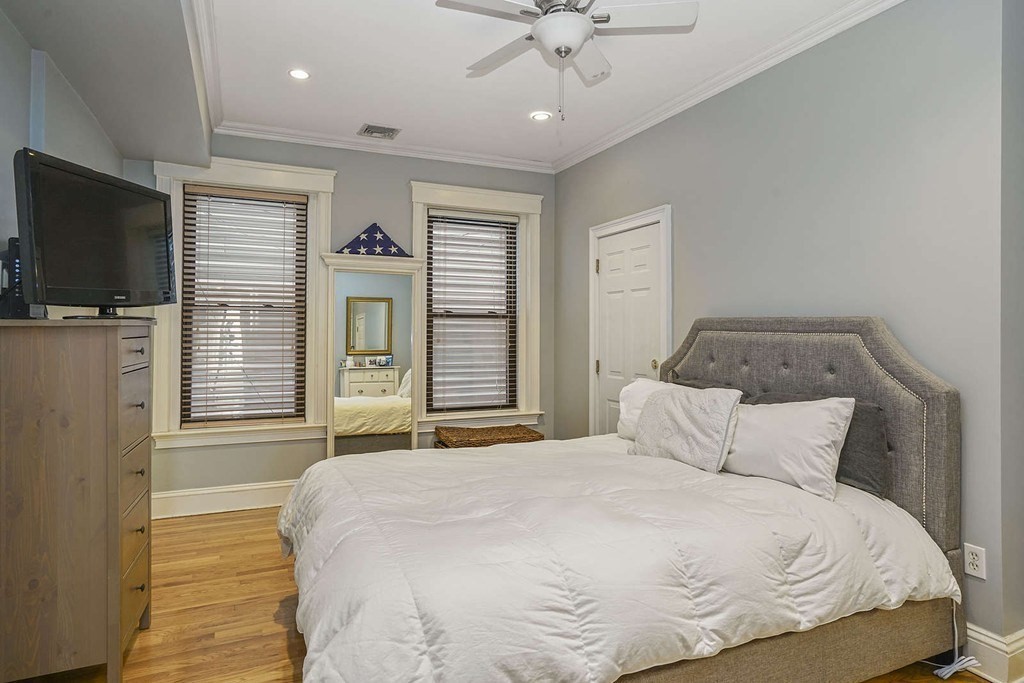 3 bed, 2 bath apartment for rent at 278 K St Unit 1, South Boston — photo 9 of 21