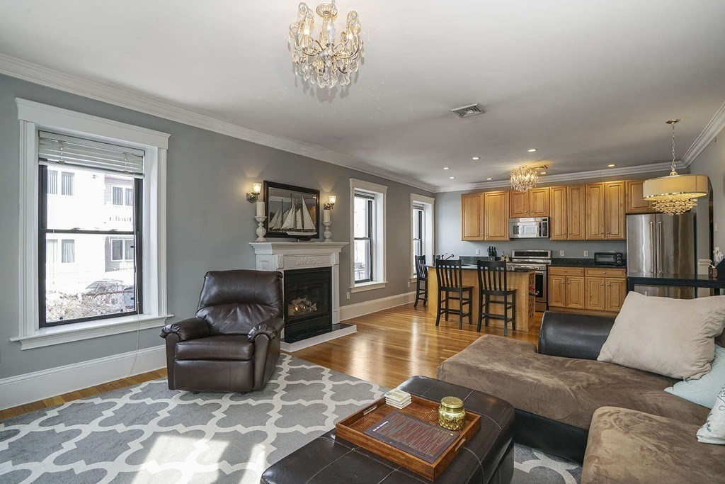 3 bed, 2 bath apartment for rent at 278 K St Unit 1, South Boston — photo 5 of 21