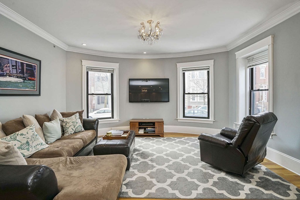 3 bed, 2 bath apartment for rent at 278 K St Unit 1, South Boston — photo 7 of 21