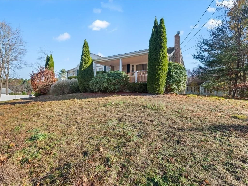 4 bed, 3 bath apartment for rent at 278 Mechanic St, Canton — photo 3 of 24