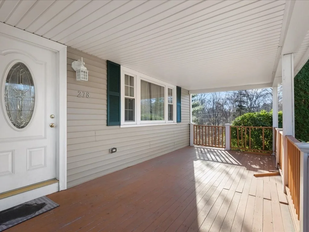 4 bed, 3 bath apartment for rent at 278 Mechanic St, Canton — photo 4 of 24