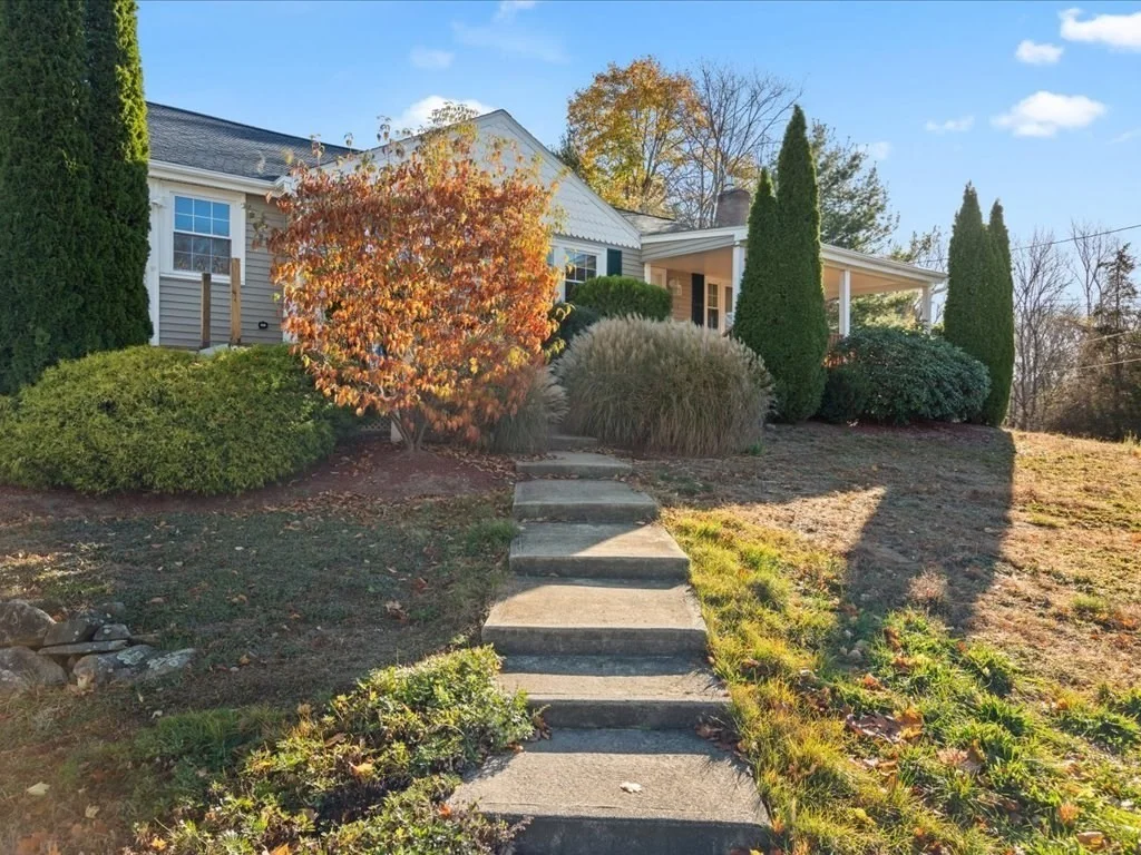 4 bed, 3 bath apartment for rent at 278 Mechanic St, Canton — photo 1 of 24