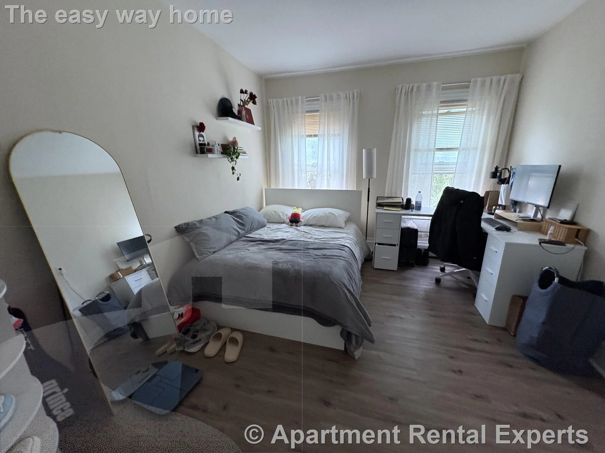 3 bed, 1 bath apartment for rent at 278 Washington St Unit 2, Central Square — photo 2 of 9