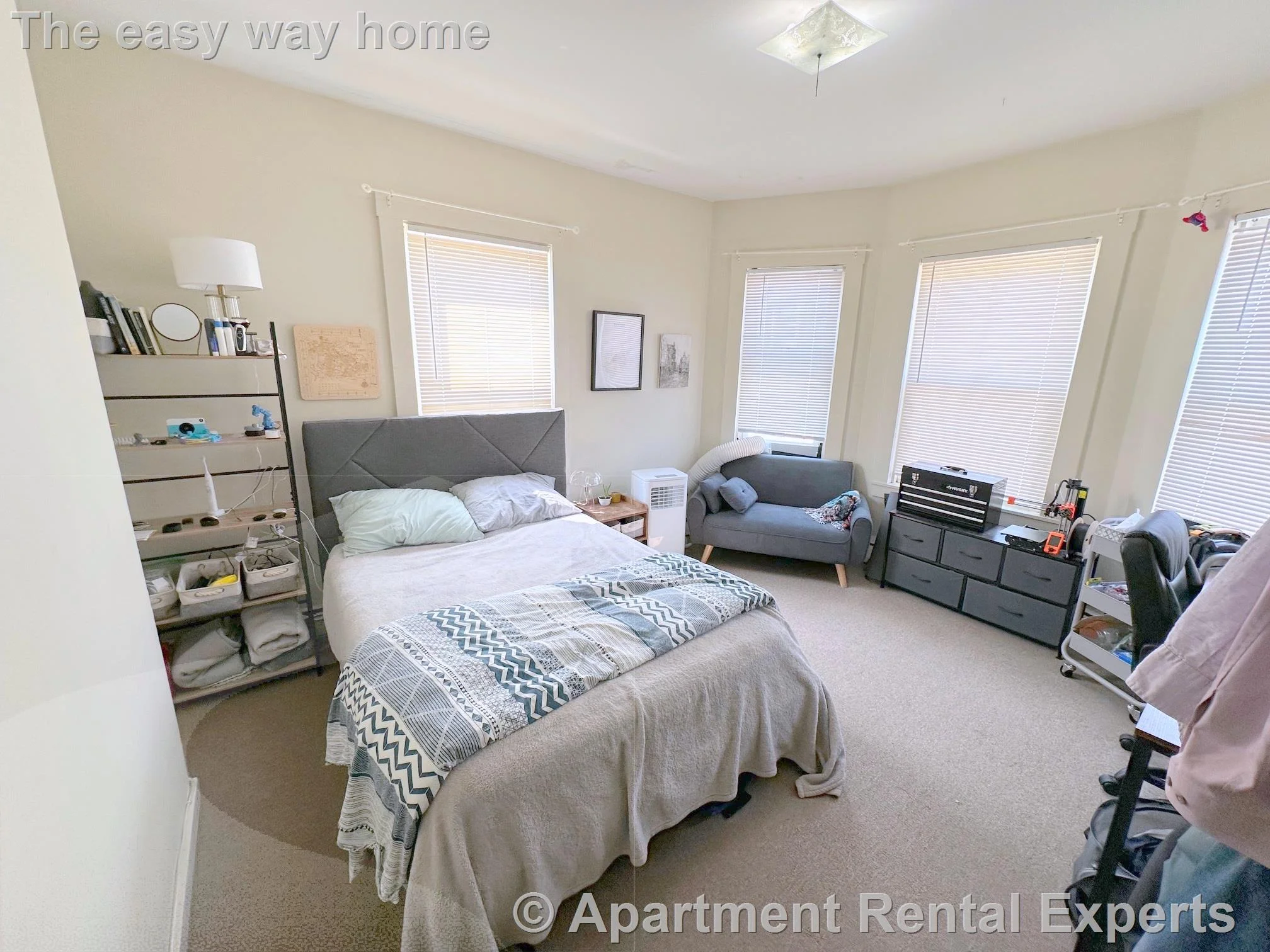 3 bed, 1 bath apartment for rent at 278 Washington St Unit 3, Central Square — photo 1 of 11
