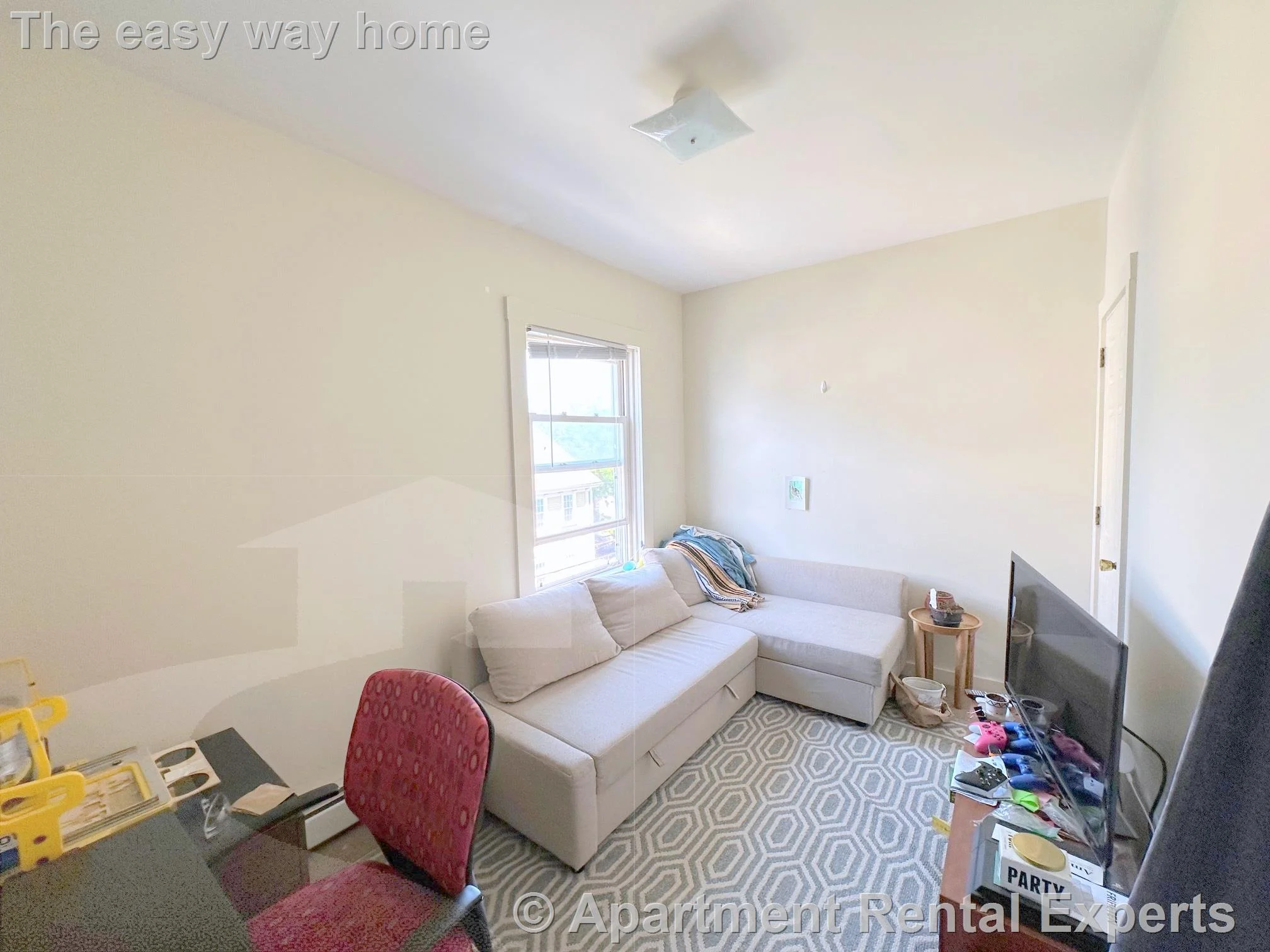 3 bed, 1 bath apartment for rent at 278 Washington St Unit 3, Central Square — photo 7 of 11