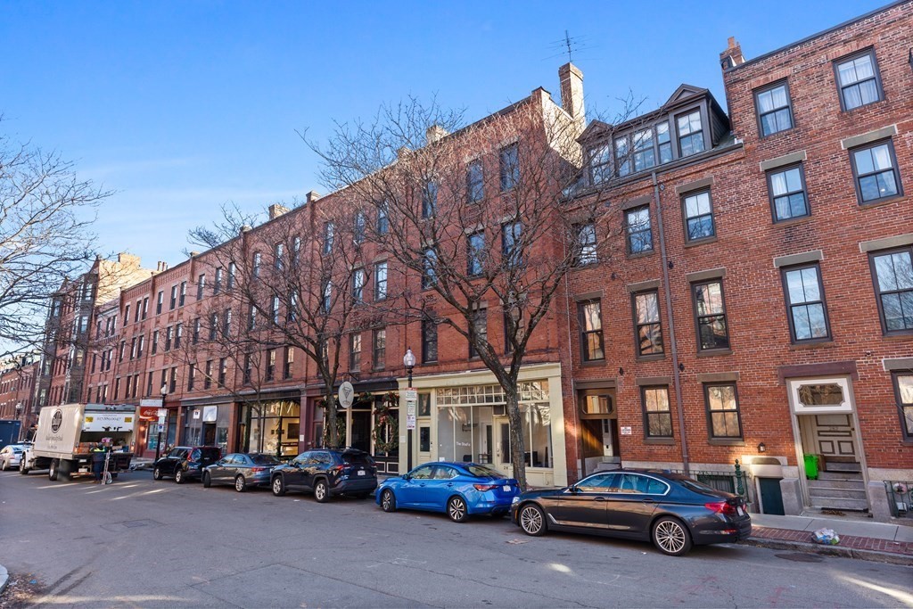 3 bed, 1 bath apartment for rent at 278A Shawmut Ave Unit 3, South End — photo 25 of 27