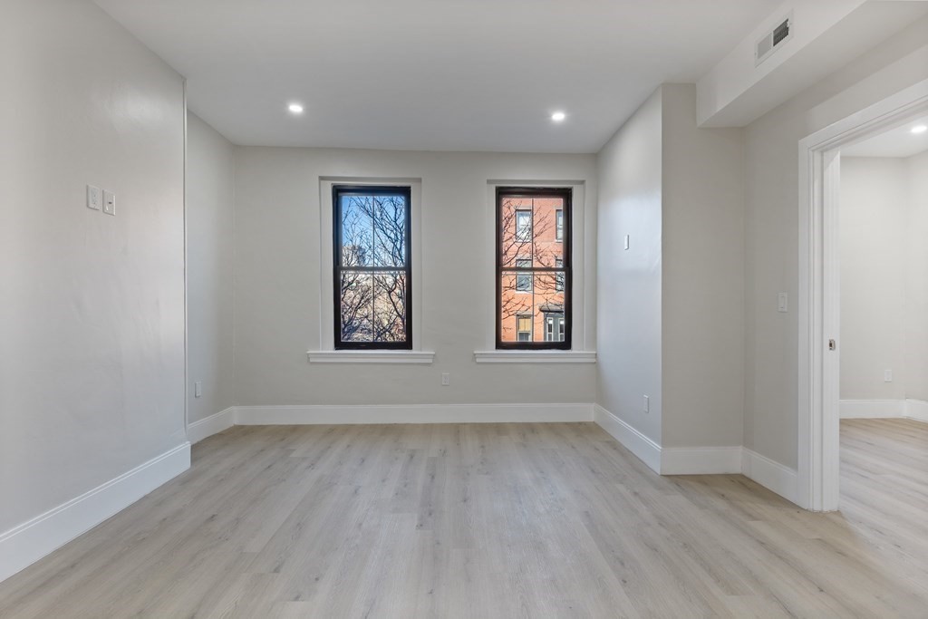 3 bed, 1 bath apartment for rent at 278A Shawmut Ave Unit 3, South End — photo 10 of 27