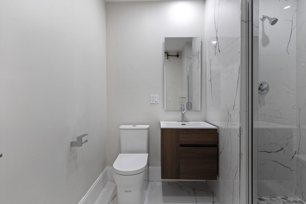 3 bed, 1 bath apartment for rent at 278A Shawmut Ave Unit 3, South End — photo 23 of 27
