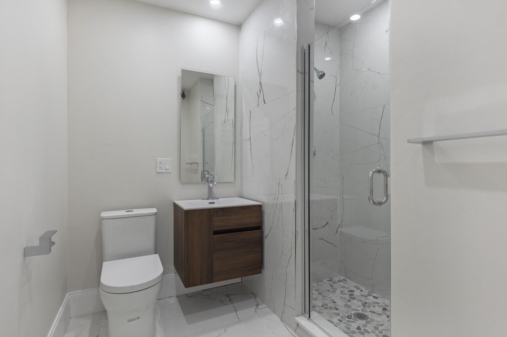 3 bed, 1 bath apartment for rent at 278A Shawmut Ave Unit 3, South End — photo 22 of 27