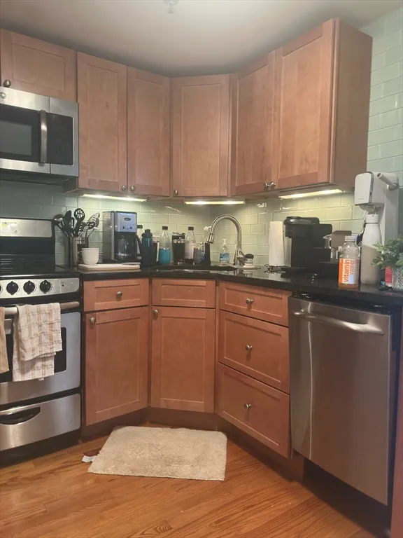 1 bed, 1 bath apartment for rent at 279 Beacon St Unit 9, Back Bay — photo 3 of 5