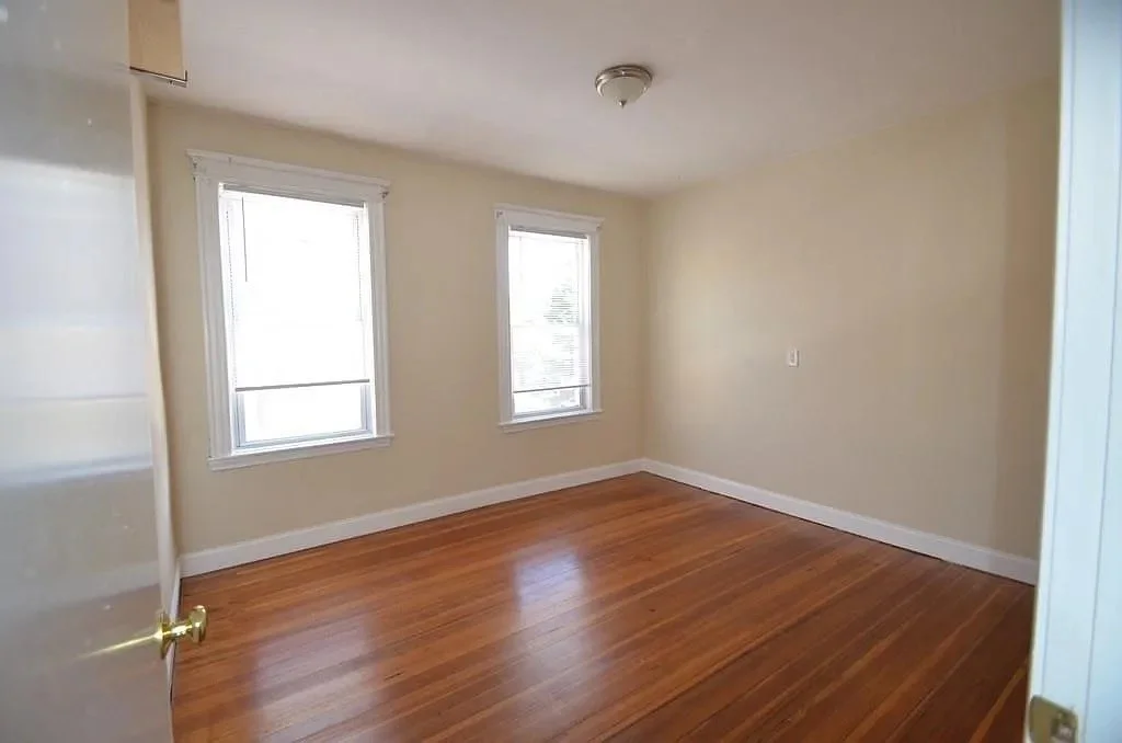 3 bed, 1 bath apartment for rent at 279 Broadway St Unit 2F, Central Square — photo 7 of 9
