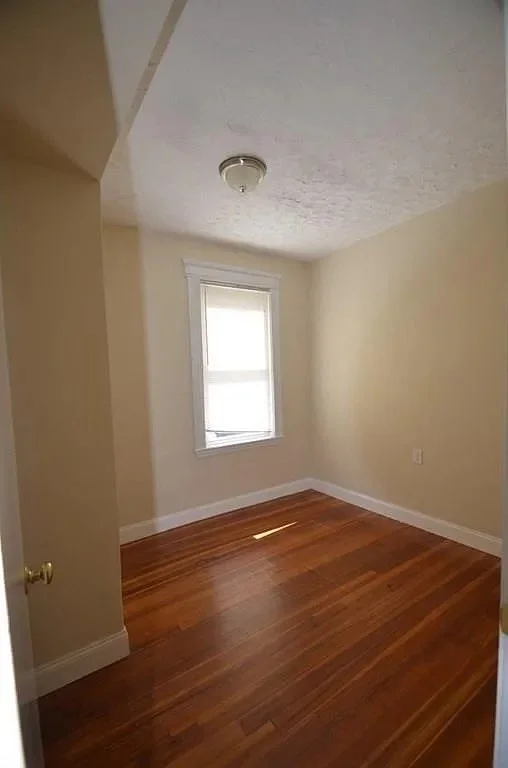 3 bed, 1 bath apartment for rent at 279 Broadway St Unit 2F, Central Square — photo 6 of 9