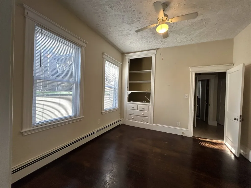 2 bed, 1 bath apartment for rent at 279 Broadway Unit 1, The Port — photo 6 of 7