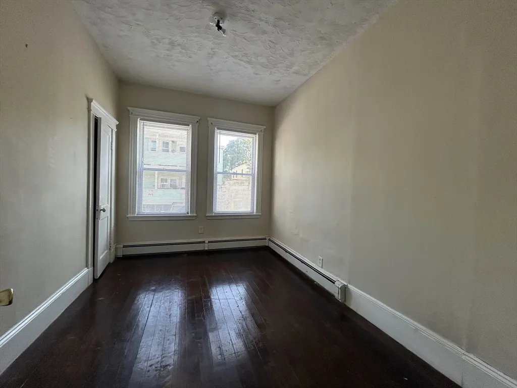 2 bed, 1 bath apartment for rent at 279 Broadway Unit 1, The Port — photo 4 of 7