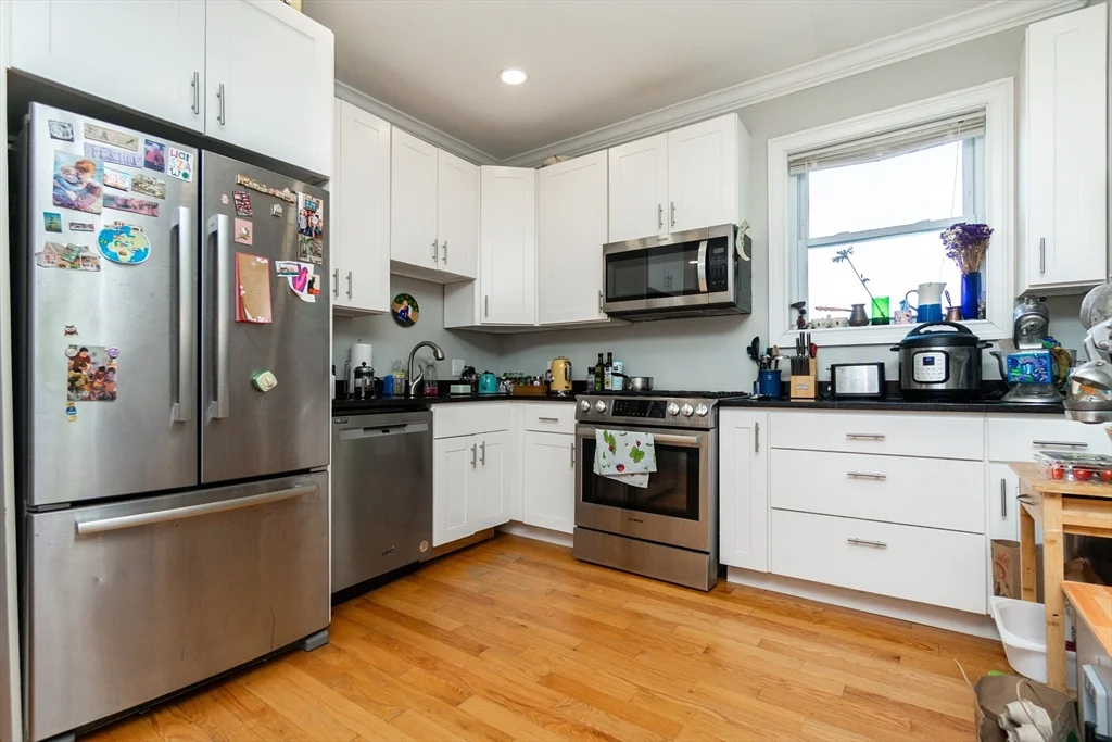 4 bed, 2 bath apartment for rent at 279 Concord Ave Unit 2, Neighborhood Nine — photo 23 of 30