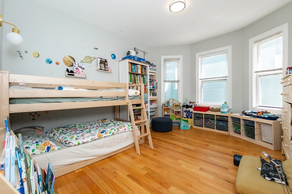 4 bed, 2 bath apartment for rent at 279 Concord Ave Unit 2, Neighborhood Nine — photo 18 of 30
