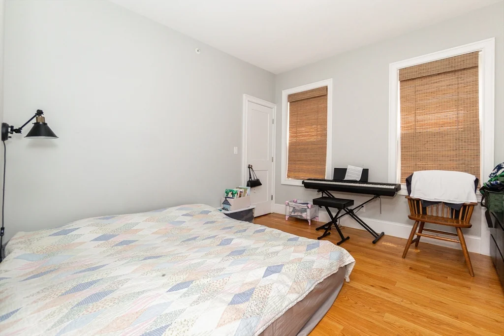 4 bed, 2 bath apartment for rent at 279 Concord Ave Unit 2, Neighborhood Nine — photo 14 of 30