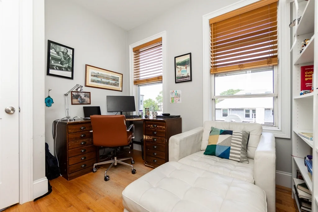 4 bed, 2 bath apartment for rent at 279 Concord Ave Unit 2, Neighborhood Nine — photo 16 of 30