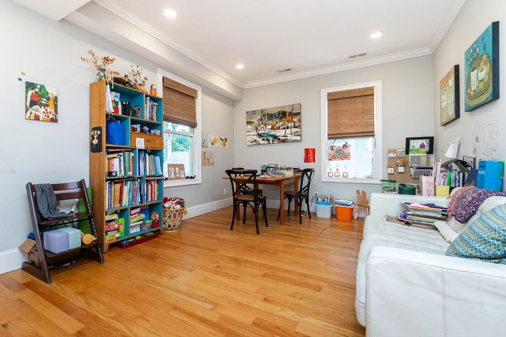 4 bed, 2 bath apartment for rent at 279 Concord Ave Unit 2, Neighborhood Nine — photo 28 of 30