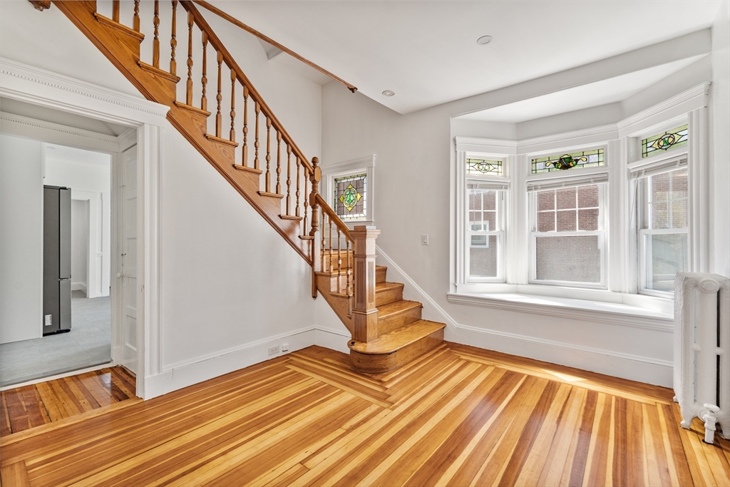 4 bed, 2 bath apartment for rent at 279 E Squantum St Unit 1, North Quincy — photo 7 of 15