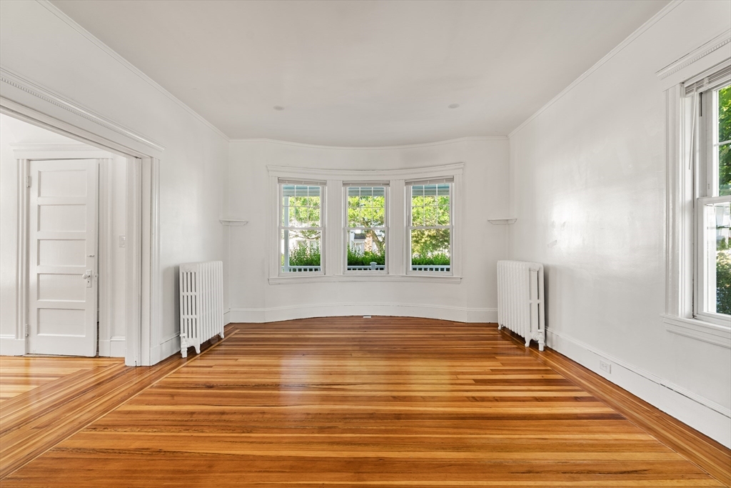 4 bed, 2 bath apartment for rent at 279 E Squantum St Unit 1, North Quincy — photo 5 of 15