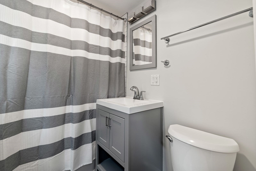 4 bed, 3 bath apartment for rent at 279 Gold St Unit 1, South Boston — photo 13 of 29