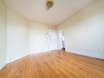 Studio bed, 1 bath apartment for rent at 279 Harvard St Unit 43, Mid-Cambridge — photo 8 of 12