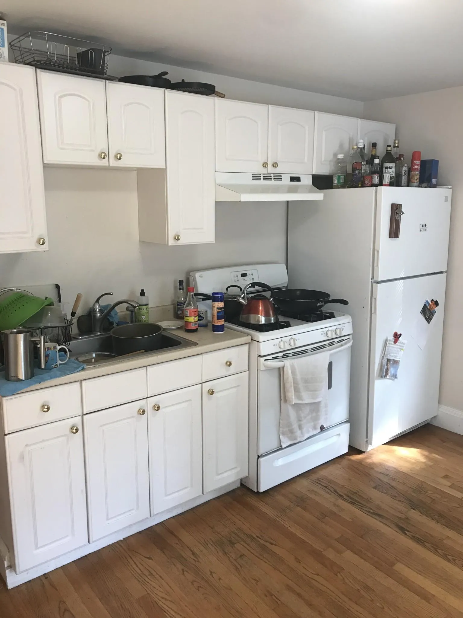 3 bed, 1 bath apartment for rent at 279 Pearl St Unit 1L, Cambridgeport — photo 2 of 10