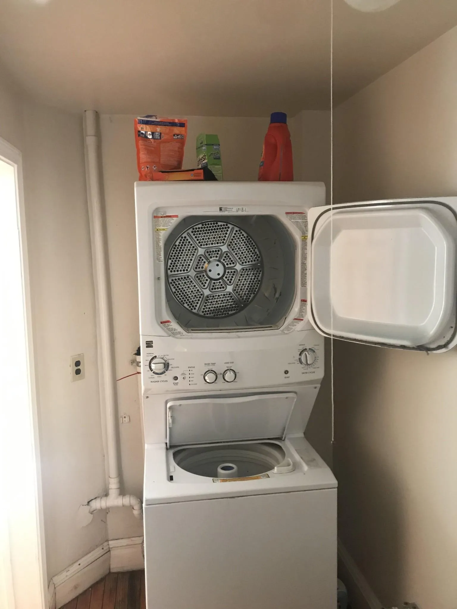 3 bed, 1 bath apartment for rent at 279 Pearl St Unit 1L, Cambridgeport — photo 9 of 10