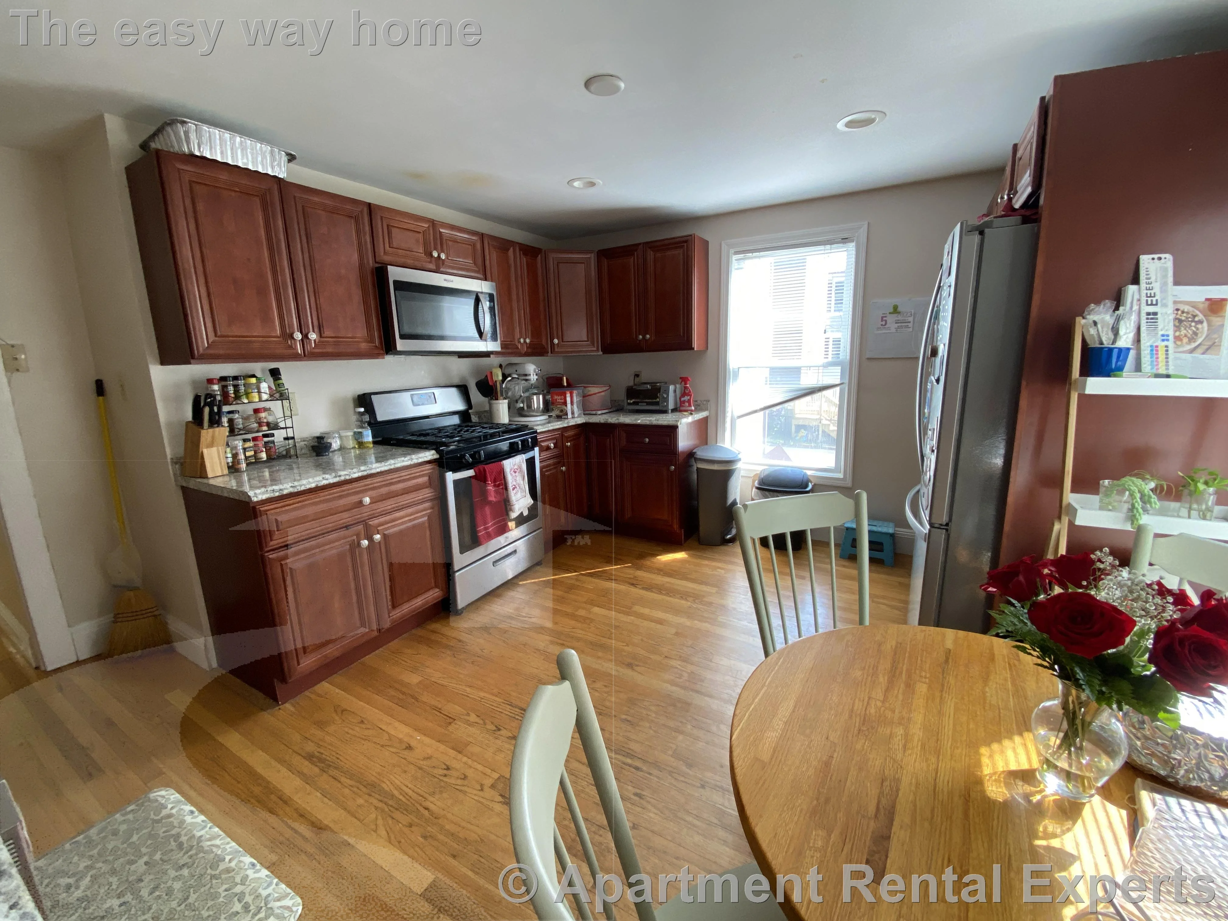 3 bed, 1 bath apartment for rent at 279 Pearl St Unit 1L, Cambridgeport