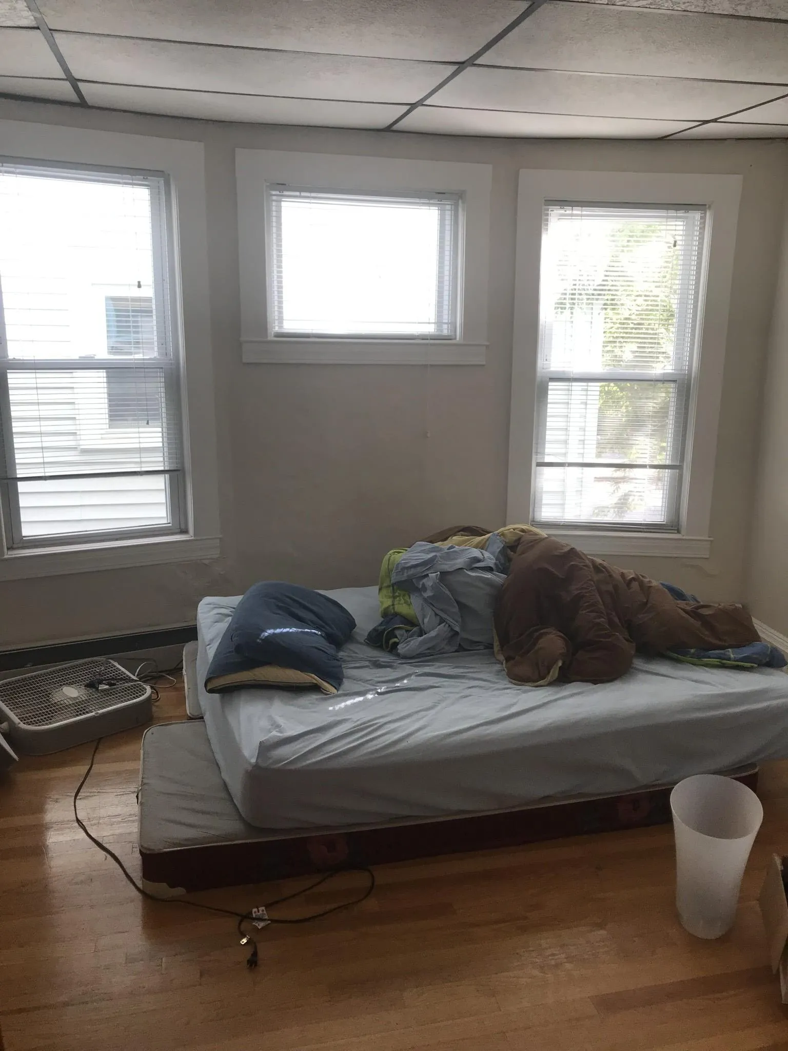 3 bed, 1 bath apartment for rent at 279 Pearl St Unit 1L, Cambridgeport — photo 6 of 10