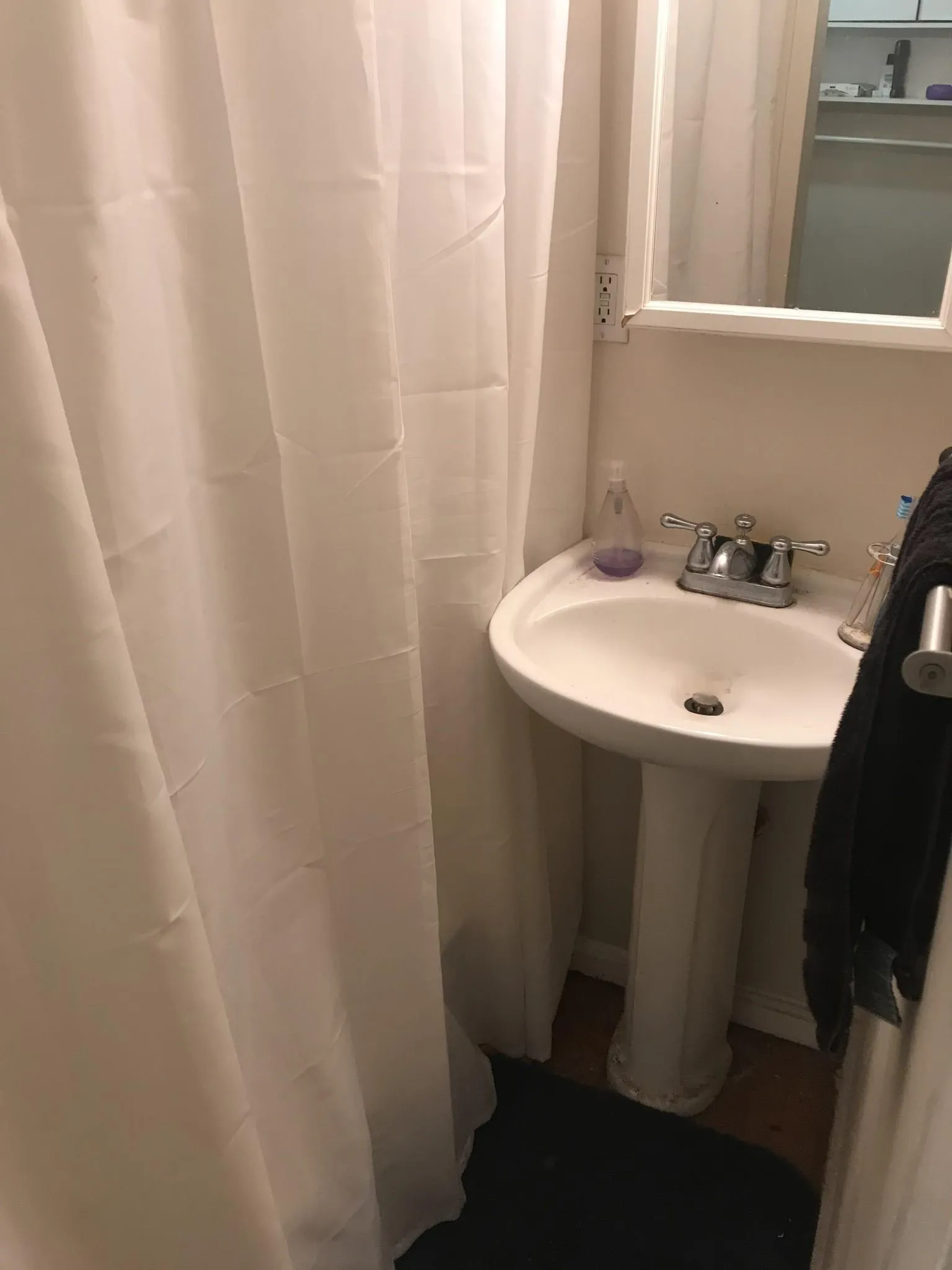 3 bed, 1 bath apartment for rent at 279 Pearl St Unit 1L, Cambridgeport — photo 10 of 10