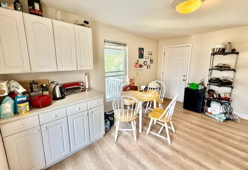 3 bed, 1 bath apartment for rent at 279 Pearl St Unit 3a, Cambridgeport — photo 5 of 20