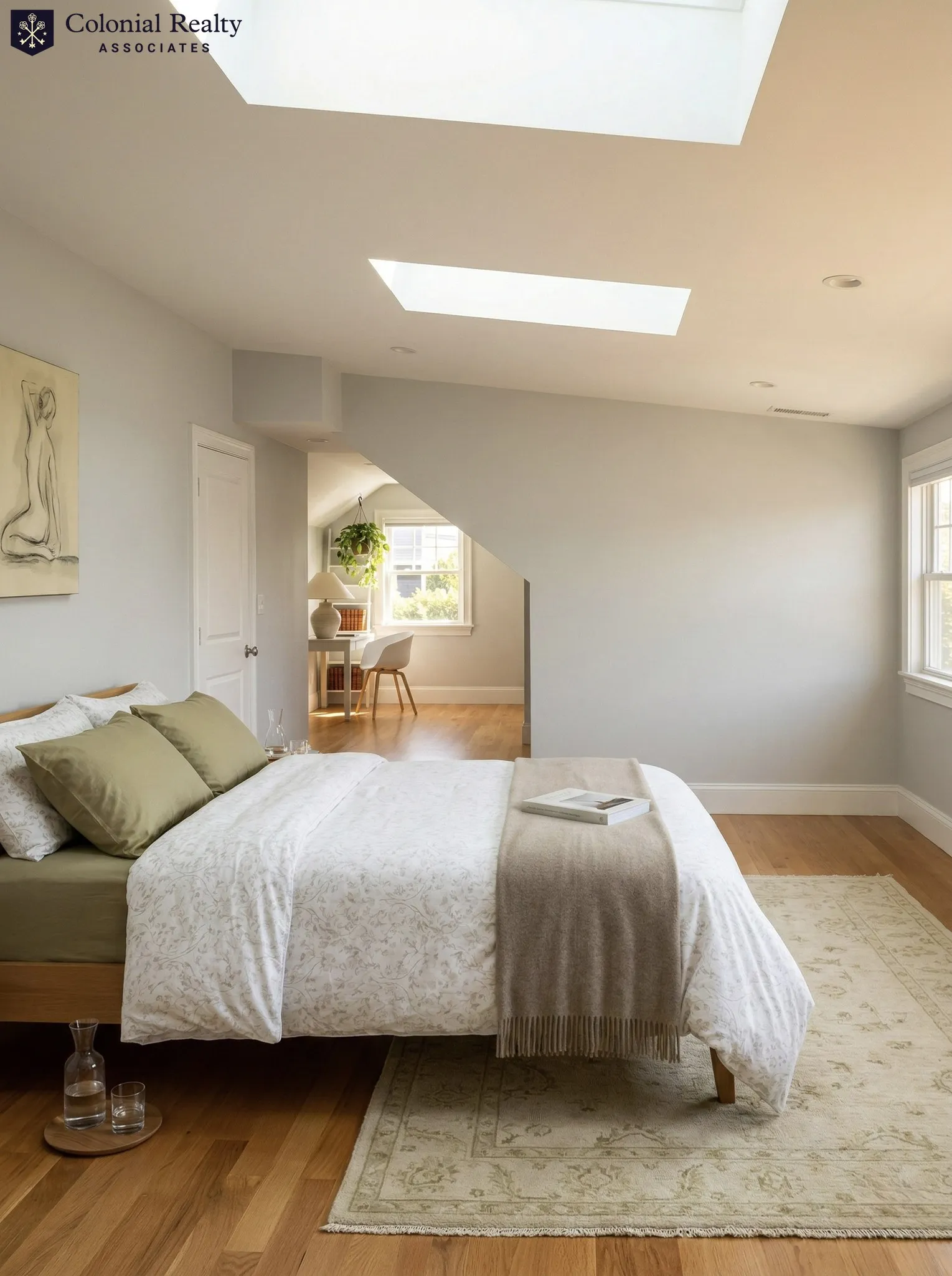 4 bed, 2.5 bath apartment for rent at 279 Walnut St Unit 2, High Street Hill — photo 2 of 12