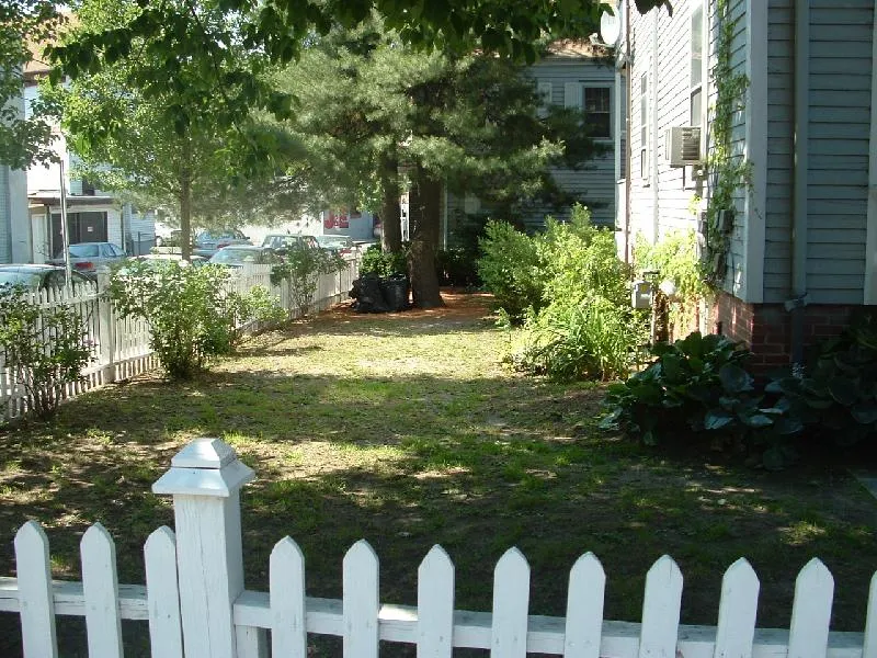 1.5 bed, 1 bath apartment for rent at 279 Washington St Unit 2, Ward Two — photo 10 of 11