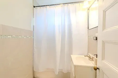 4 bed, 1 bath apartment for rent at 27R Albion Unit 1, Spring Hill — photo 29 of 36