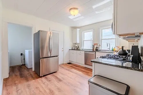 4 bed, 1 bath apartment for rent at 27R Albion Unit 1, Spring Hill — photo 8 of 36