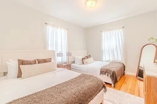 5 bed, 2 bath apartment for rent at 27R Albion Unit 2, Spring Hill — photo 30 of 42